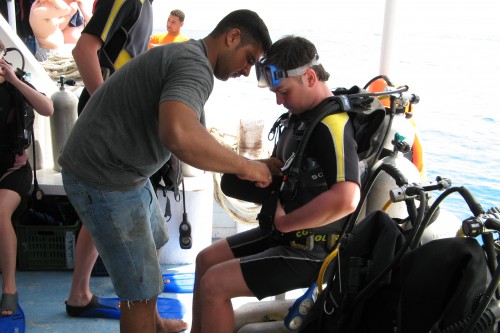 Пробував плавати з аквалангом (з інструктором) - дуже здорово, в наступний раз постараюся пройти навчання для отримання сертифікату дайвера