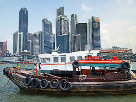 Сінгапур став незалежним півстоліття тому, коли був бідним островом з високим безробіттям