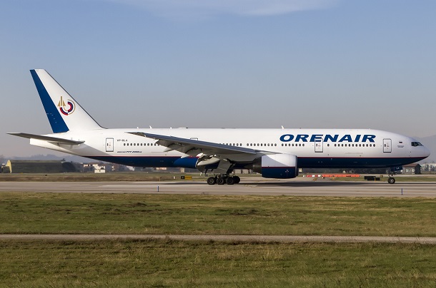 Авіакомпанія «Оренбурзькі авіалінії» володіє трьома літаками Боїнг 777-200