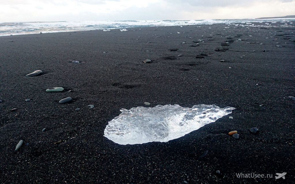 «Алмази» на пляжі Diamond Beach в Ісландії:
