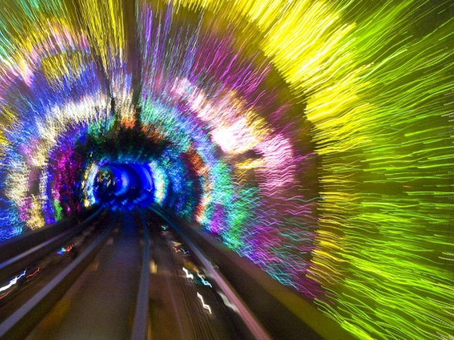 Найкрасивіше метро: тунель Bund Sightseeing, Шанхай, Китай