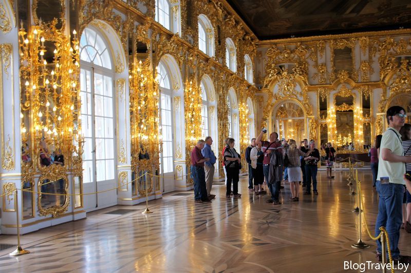 Великий зал Катерининського палацу