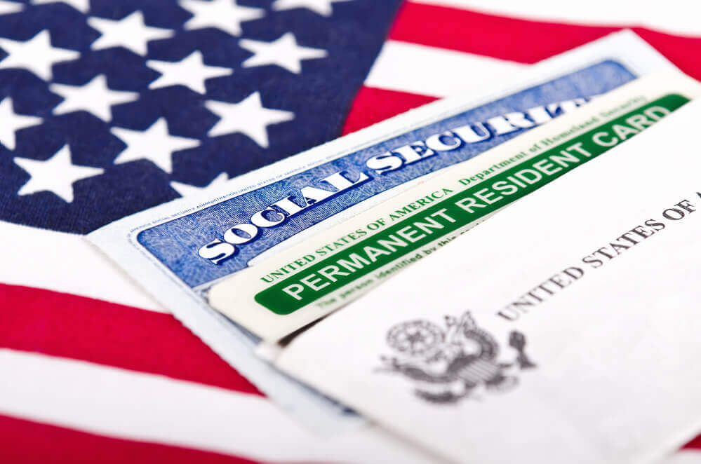З 15 травня до 3 жовтня 2018 року, на   сайті   Держдепартаменту США доступні результати програми розіграшу віз, що дають право на отримання статусу постійного жителя (резидента) США, більш відомого як диверсифікаційна візова лотерея або Green Card