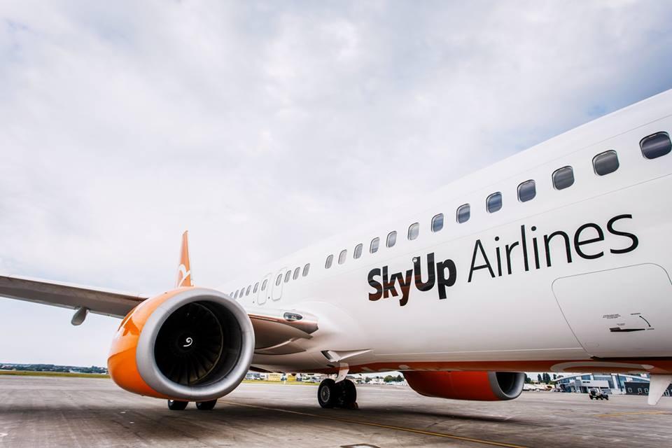 Повідомлено про затримку чотирьох рейсів авіакомпанії SkyUp з Хургади (Єгипет), Тівата (Чорногорія) до Львова і відповідно затримуються два рейси зі Львова до Єгипту і Чорногорію
