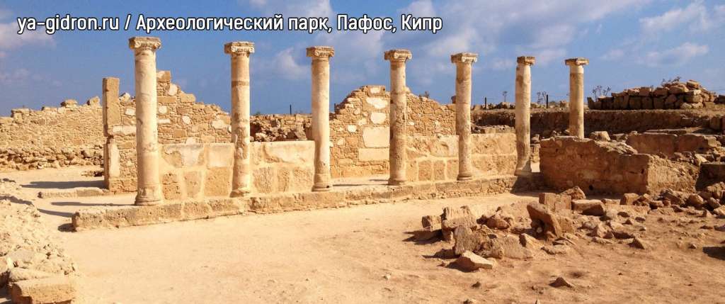 На території Кіпру розташовано менше пам'яток, однак і серед них є цікаві варіанти