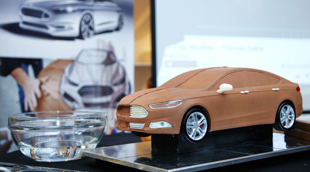 Для моделювання своїх майбутніх автомобілів компанія Ford стала застосовувати глину