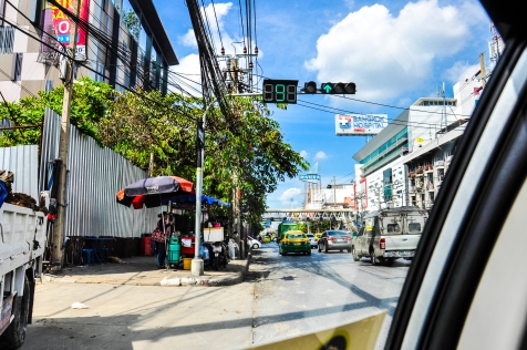 По дорозі я займався тим, що фотографував життя тайців і вулиці, Bangkok