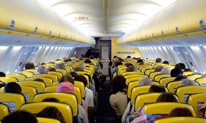 З лоукостерами і пасажирам потрібно міняти свої очікування і уявлення про подорож на літаку