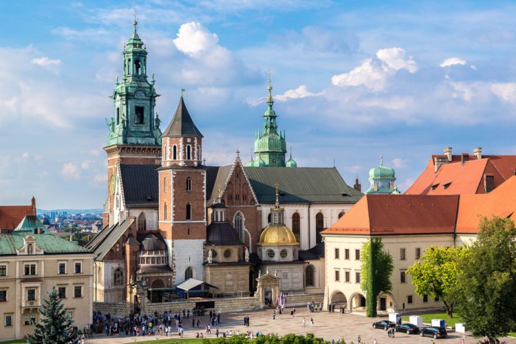 Якщо ви не знаєте, що подивитися в Кракові і чи варто взагалі відвідувати цей гостинний місто, прочитайте наш огляд