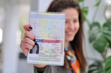 4 жовтня 2012 14:21 Переглядів:   США найближчим часом введуть 10-річні американські візи для громадян України, - посол України в США