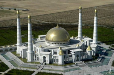 15 січня 2012, 12:32 Переглядів:   В Астані горить мечеть Хазрет Султан