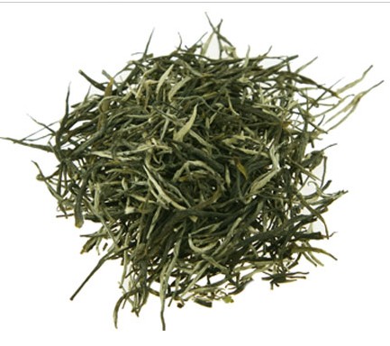 Китайська назва:信阳毛尖, xìnyáng máojiān   Тип: зелений чай   Сіньян знаходиться на півдні провінції Хенань, де помірний клімат і хороші умови сприяють вирощуванню високоякісного чаю